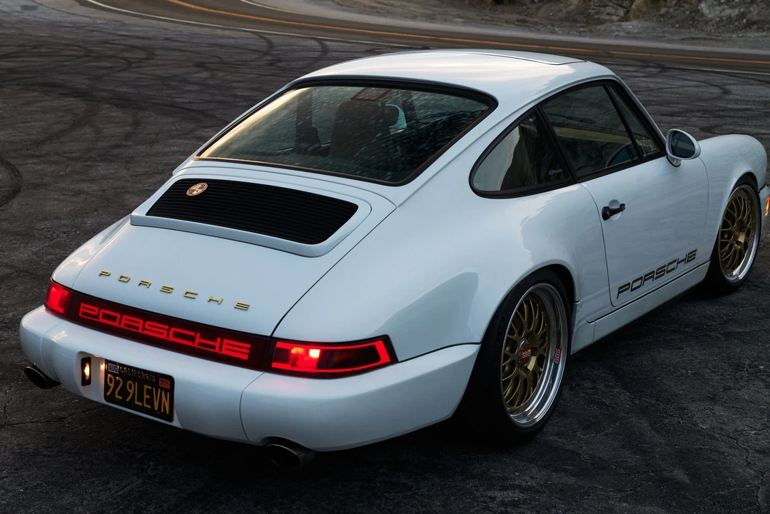 1992 Porsche 964 Carrera - Image 5 of 31
