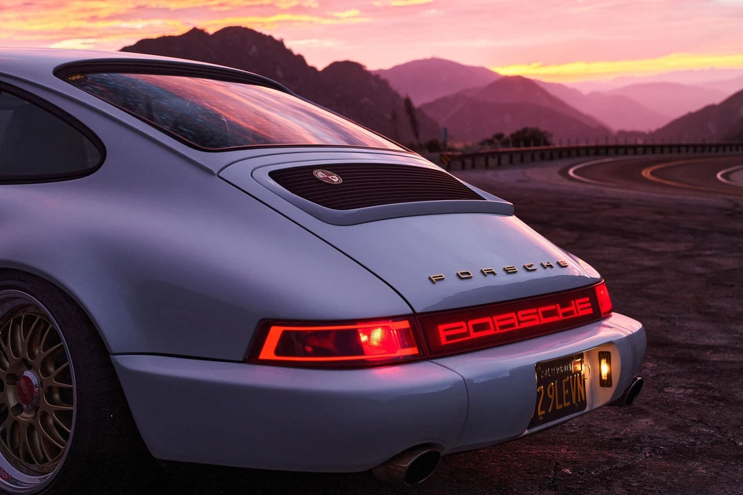 1992 Porsche 964 Carrera - Image 4 of 31