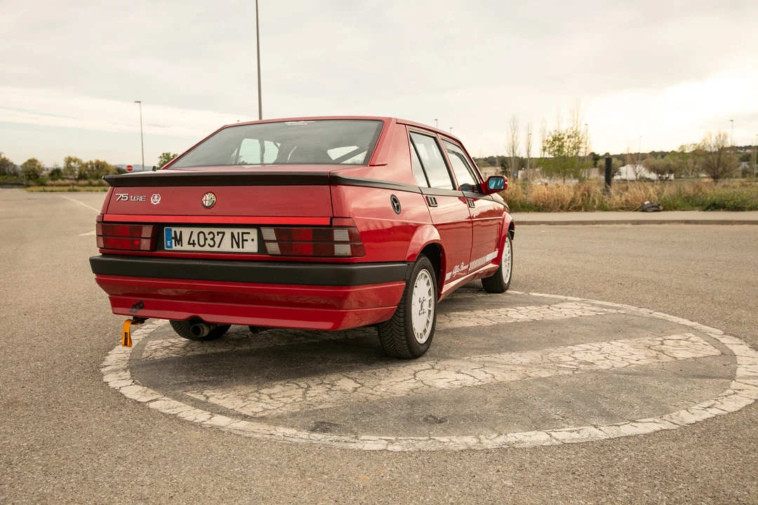 1992 Alfa Romeo 75/Milano - Image 6 of 31