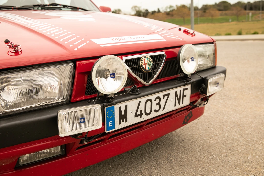 1992 Alfa Romeo 75/Milano - Image 29 of 31