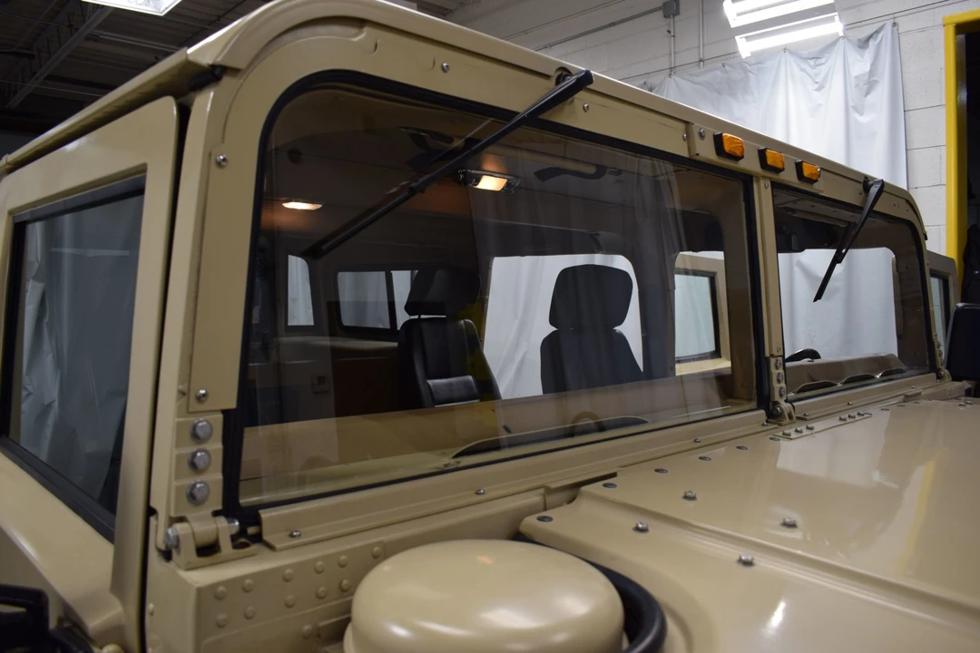 1992 Hummer Hummer H1 - Image 14 of 31