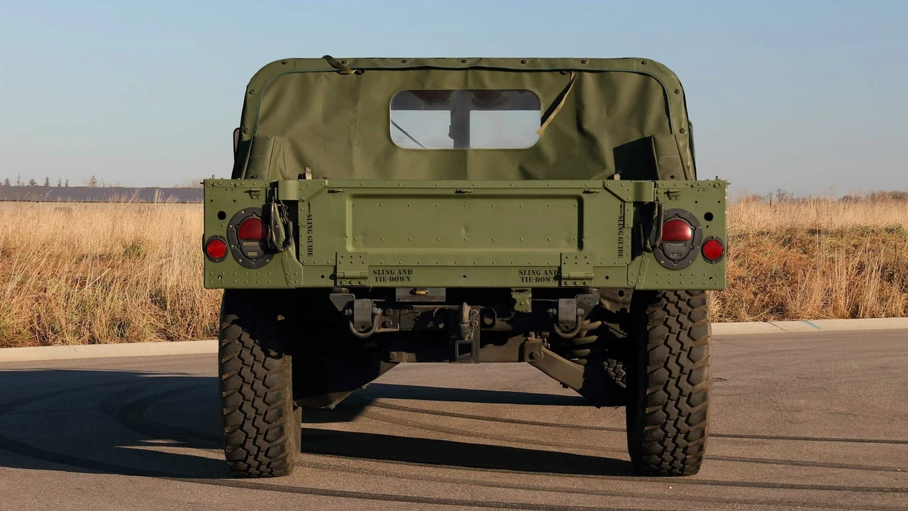1992 AM General Hummer - Image 15 of 16