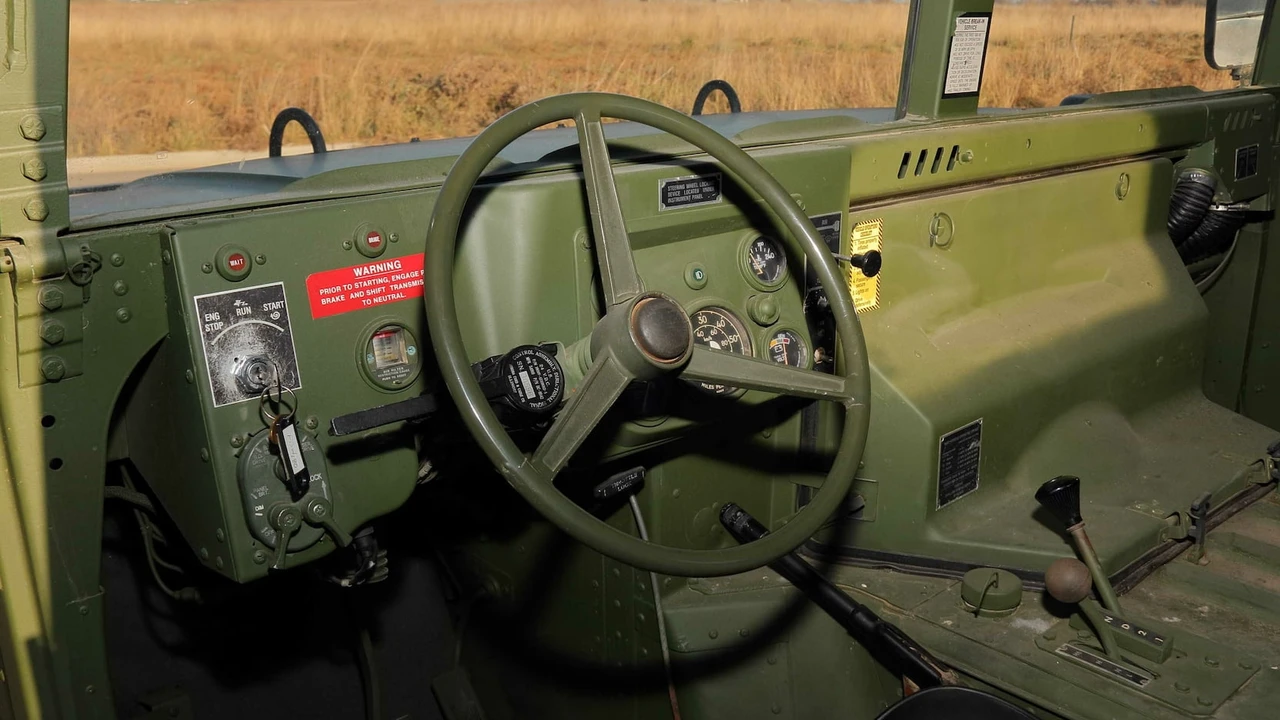1992 AM General Hummer - Image 16 of 16