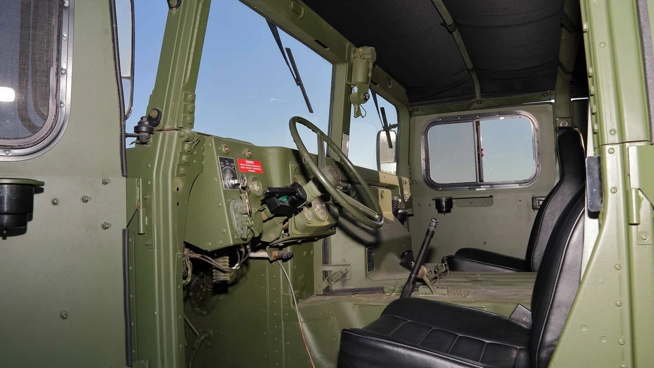 1992 AM General Hummer - Image 4 of 16