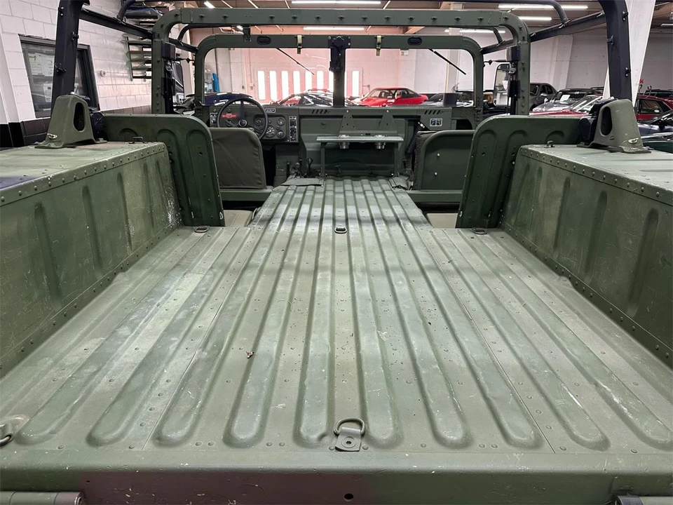 1992 AM General Hummer - Image 28 of 31