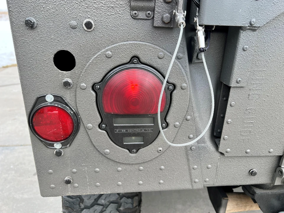 1992 AM General Hummer - Image 28 of 31