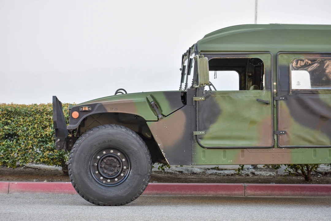 1992 Hummer HMMWV - Image 19 of 31