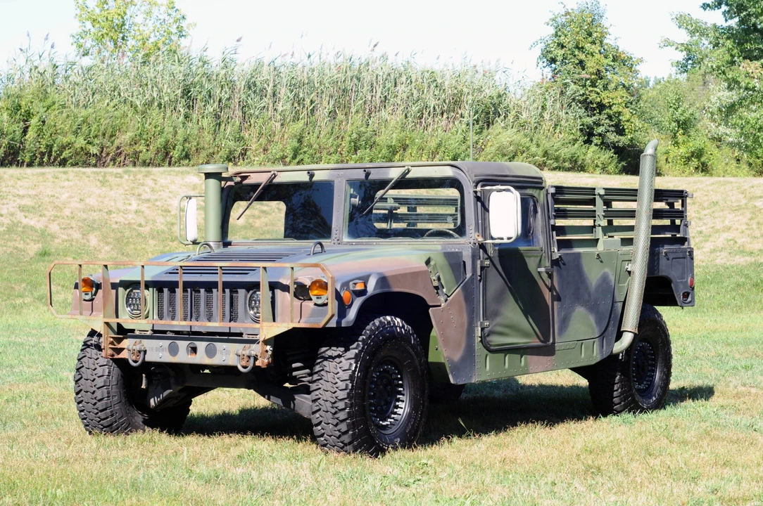 1992 Hummer HMMWV - Image 2 of 31