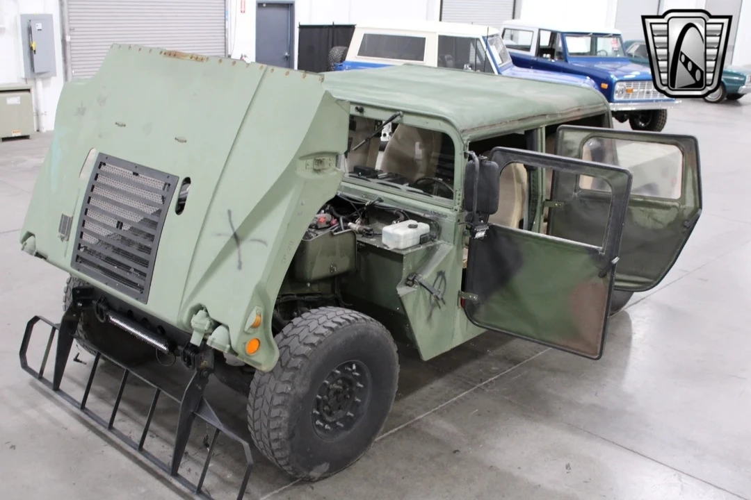 1992 AM General Hummer - Image 9 of 12