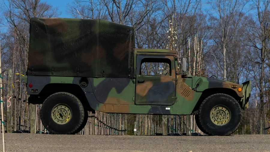 1992 AM General Hummer - Image 8 of 12