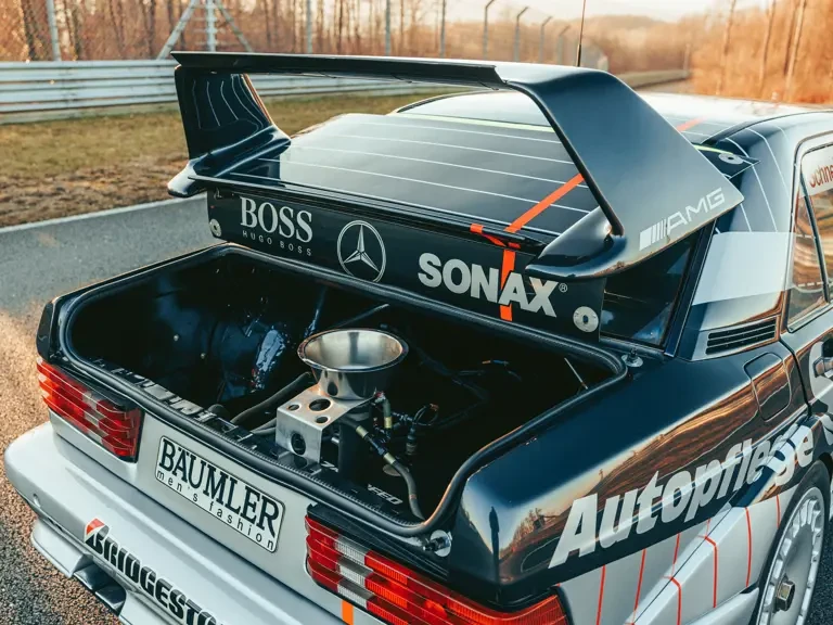 1992 Mercedes-Benz 190E 2.5-16 Evolution II - Image 23 of 31