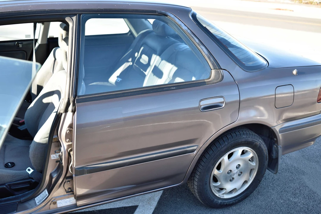 1992 Acura Integra 1st Gen - Image 14 of 31