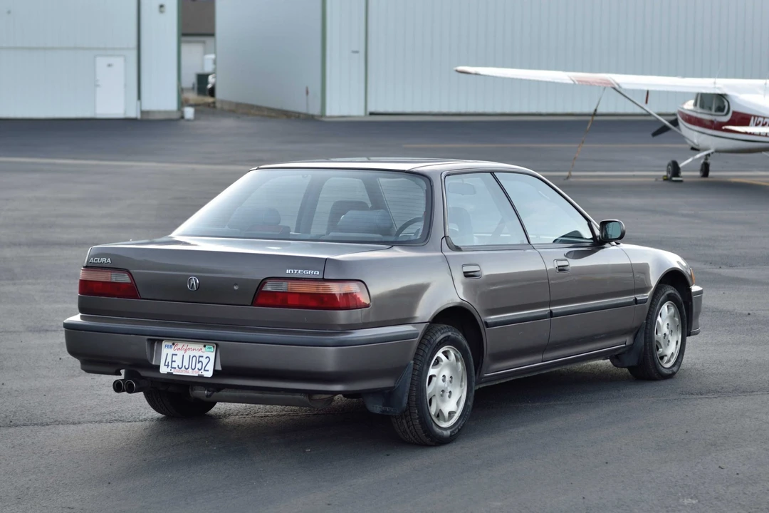 1992 Acura Integra 1st Gen - Image 9 of 31