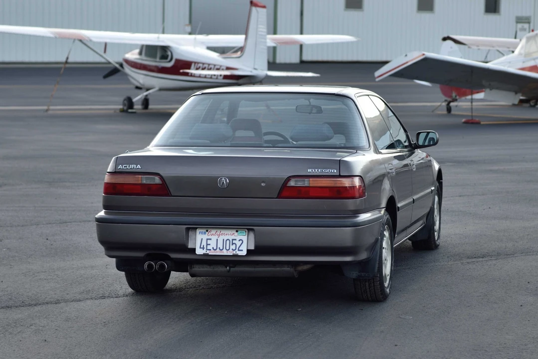1992 Acura Integra 1st Gen - Image 10 of 31