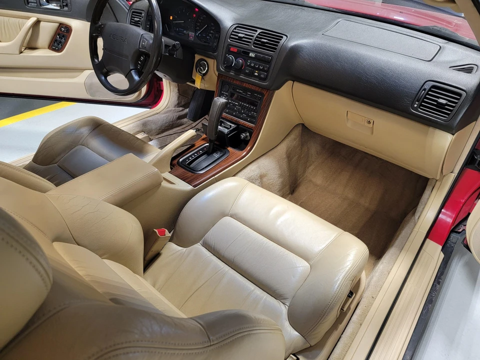 1992 Acura Legend 2nd Gen - Image 24 of 31
