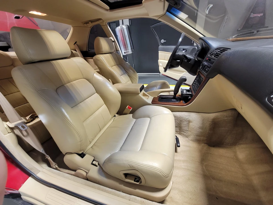 1992 Acura Legend 2nd Gen - Image 28 of 31