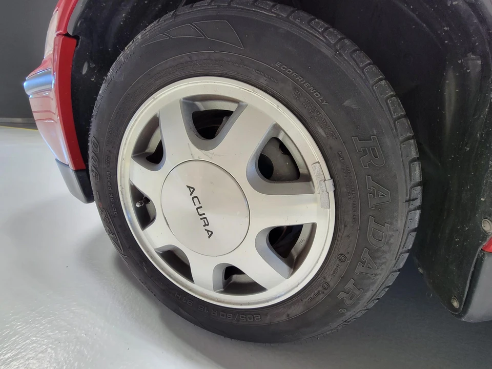 1992 Acura Legend 2nd Gen - Image 16 of 31