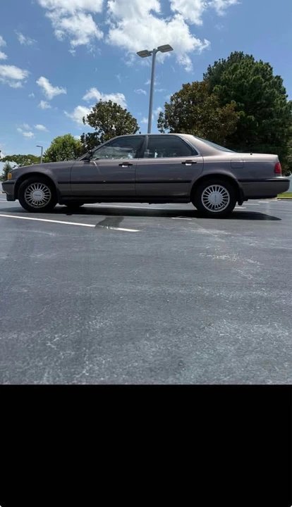 1992 Acura Legend 2nd Gen - Image 4 of 15