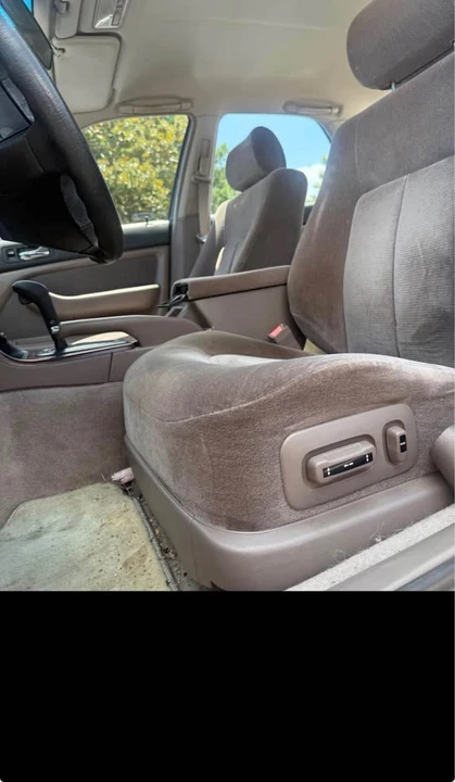 1992 Acura Legend 2nd Gen - Image 9 of 15