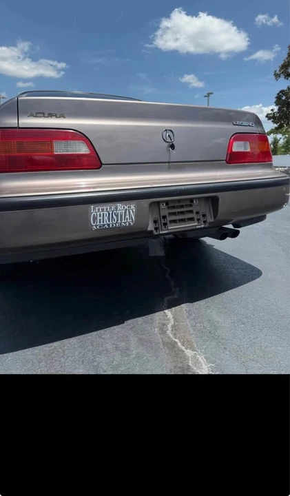 1992 Acura Legend 2nd Gen - Image 5 of 15