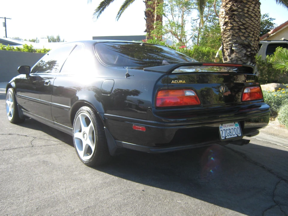 1992 Acura Legend 2nd Gen - Image 16 of 31