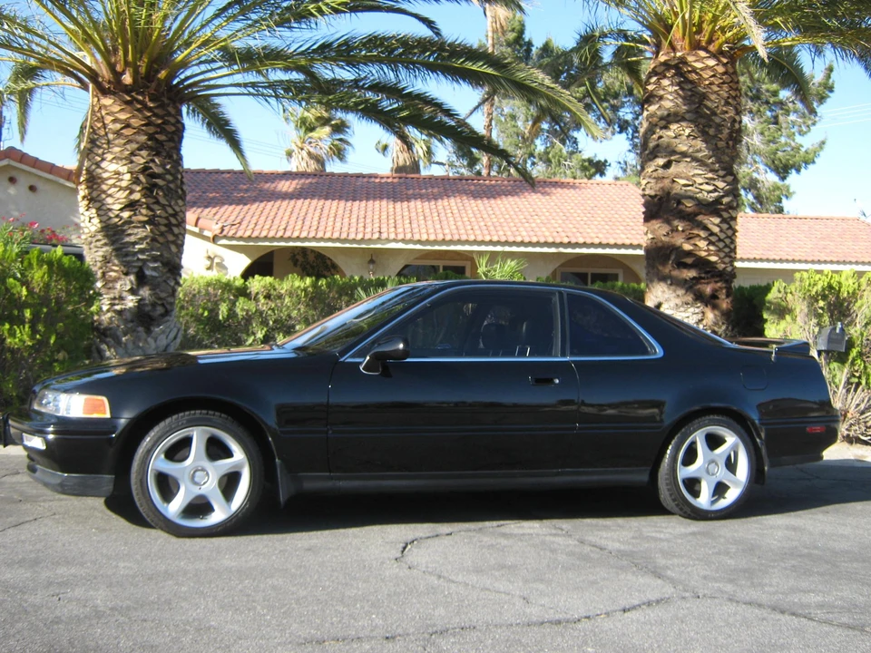 1992 Acura Legend 2nd Gen - Image 9 of 31