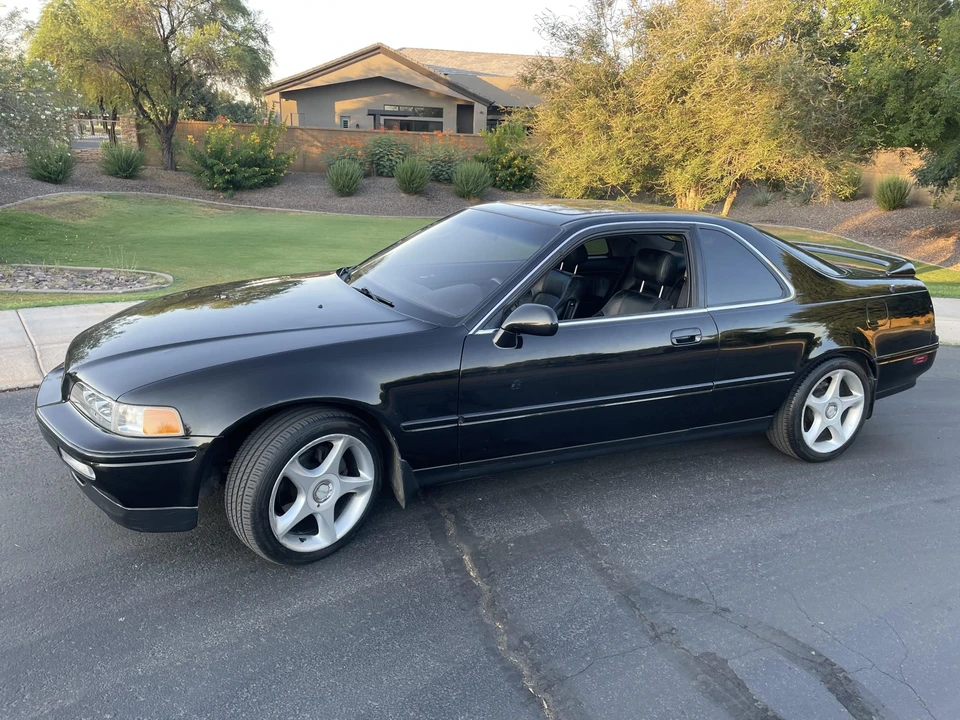 1992 Acura Legend 2nd Gen - Image 2 of 31