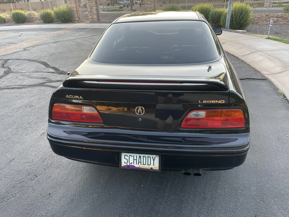 1992 Acura Legend 2nd Gen - Image 8 of 31