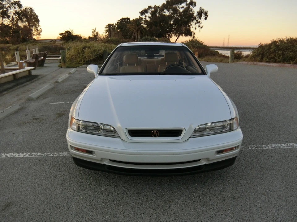 1992 Acura Legend 2nd Gen - Image 4 of 31