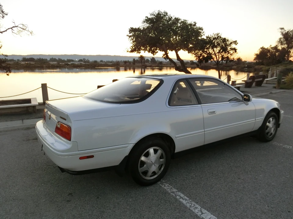 1992 Acura Legend 2nd Gen - Image 30 of 31