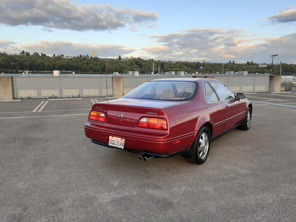 1992 Acura Legend 2nd Gen - Image 23 of 31