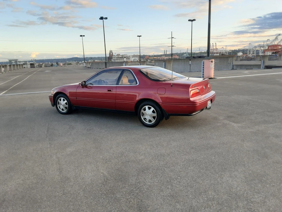 1992 Acura Legend 2nd Gen - Image 14 of 31
