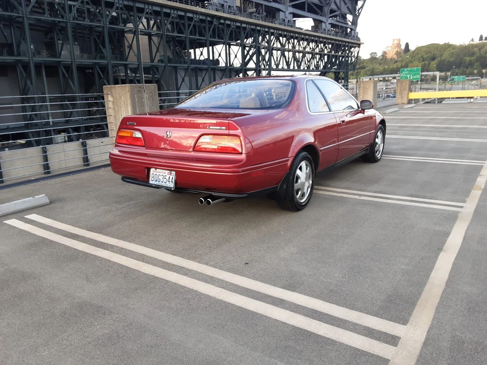 1992 Acura Legend 2nd Gen - Image 22 of 31