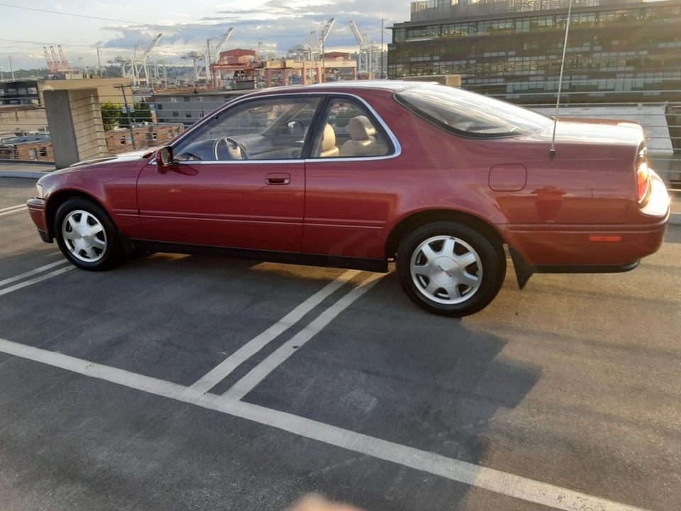1992 Acura Legend 2nd Gen - Image 10 of 31