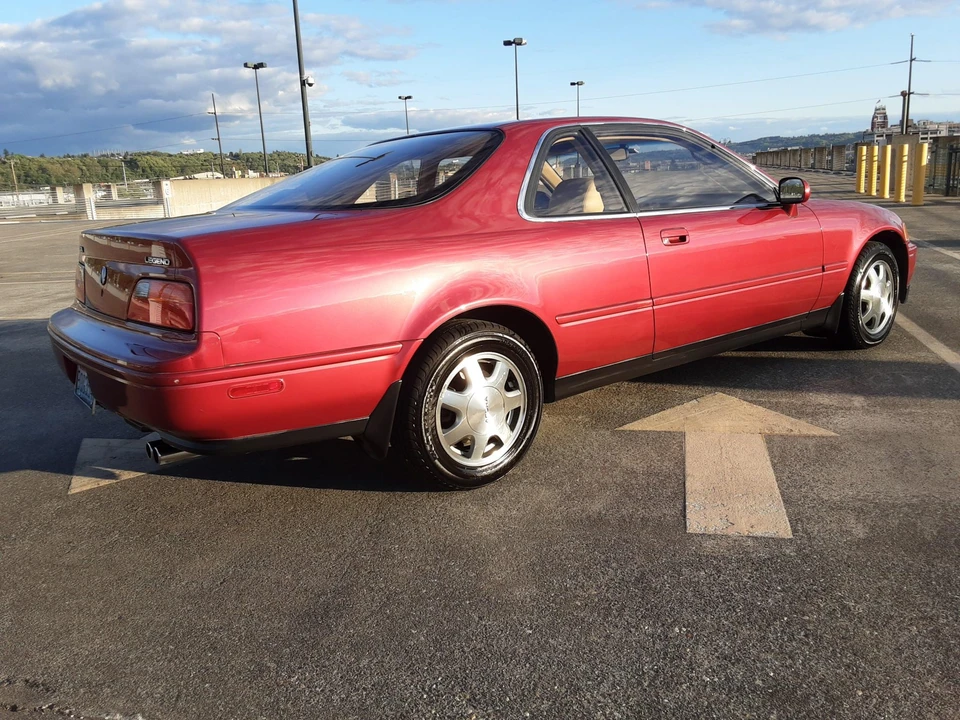 1992 Acura Legend 2nd Gen - Image 30 of 31