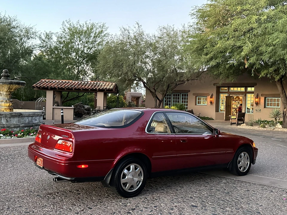 1992 Acura Legend 2nd Gen - Image 20 of 31