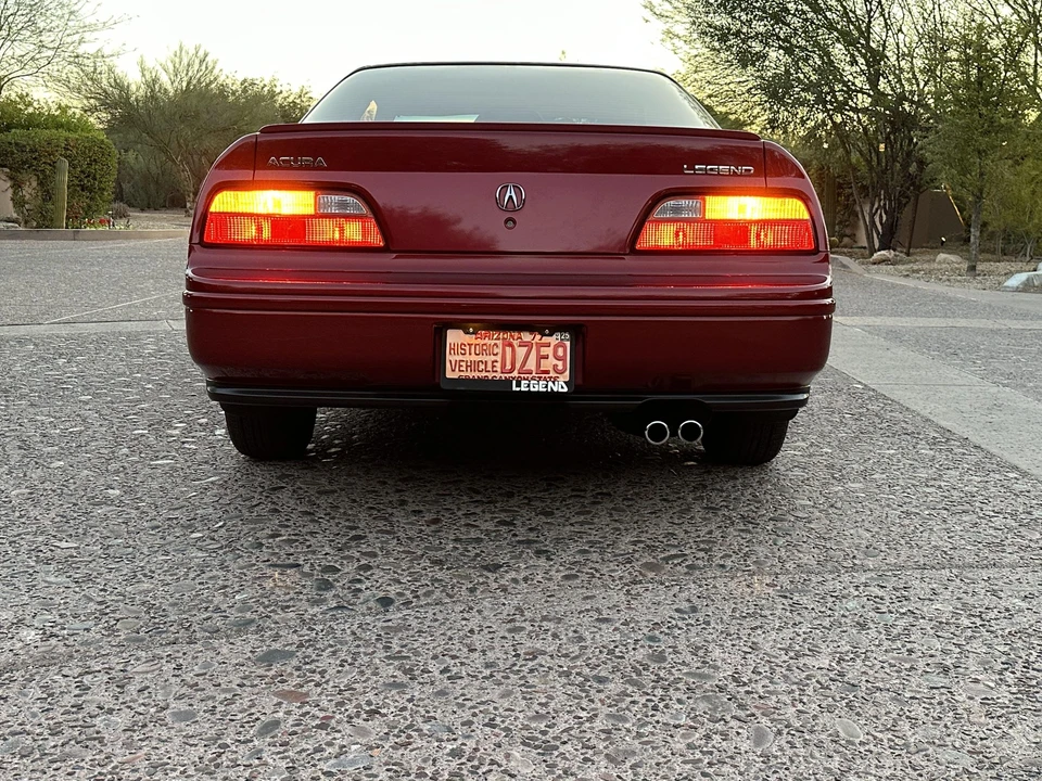 1992 Acura Legend 2nd Gen - Image 17 of 31
