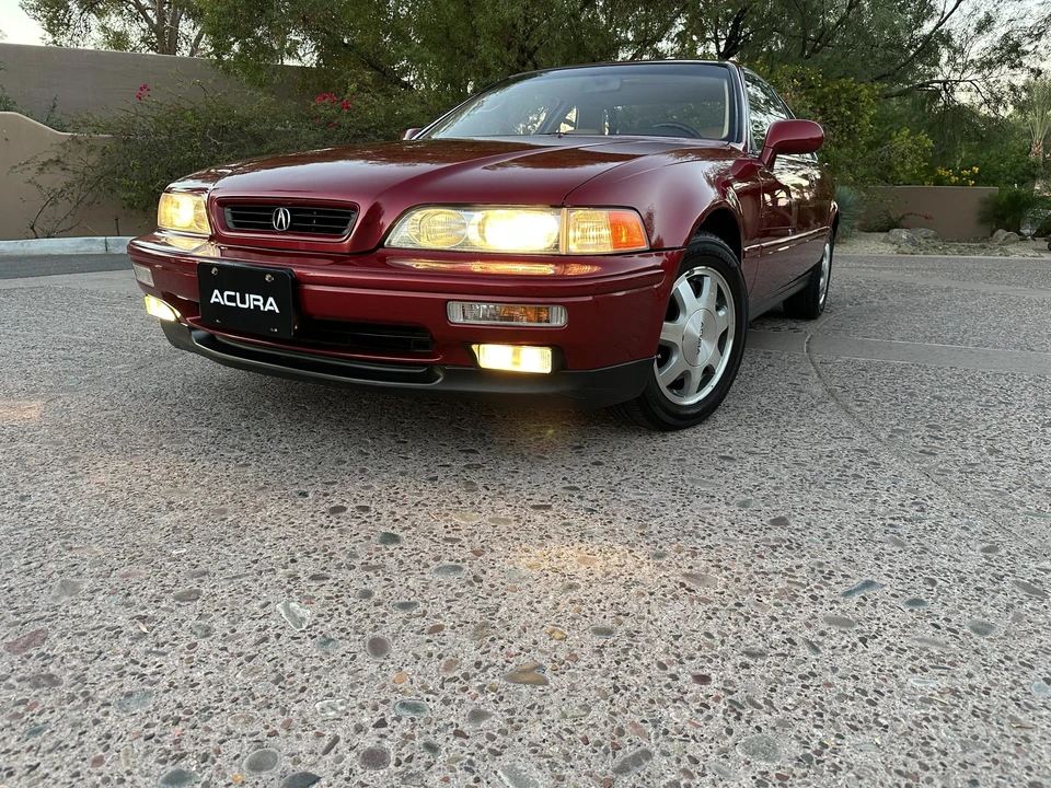 1992 Acura Legend 2nd Gen - Image 2 of 31