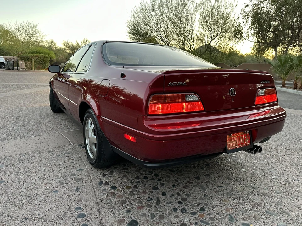 1992 Acura Legend 2nd Gen - Image 14 of 31