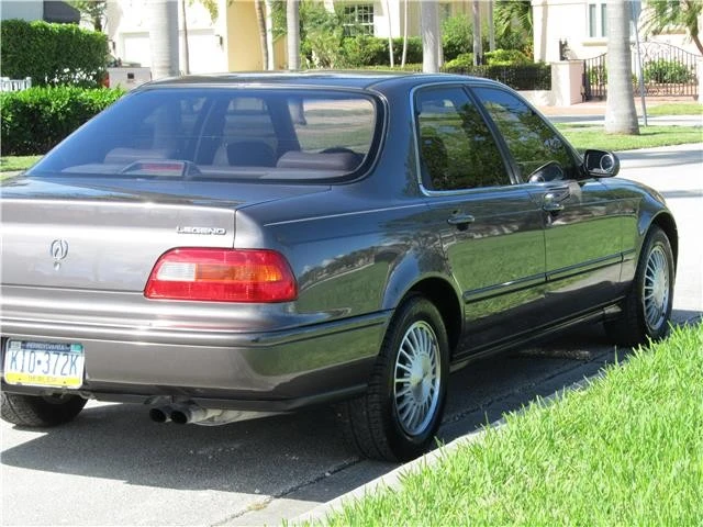 1992 Acura Legend 2nd Gen - Image 6 of 12