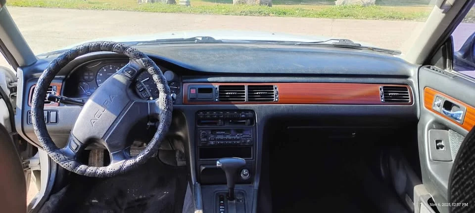 1992 Acura Vigor 3rd Gen - Image 7 of 10