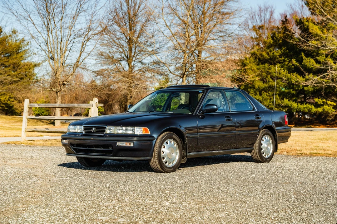 1992 Acura Vigor 3rd Gen - Image 7 of 31