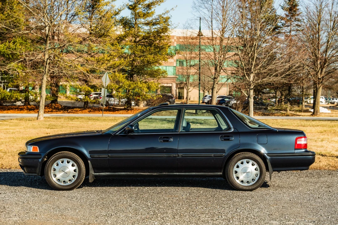 1992 Acura Vigor 3rd Gen - Image 8 of 31
