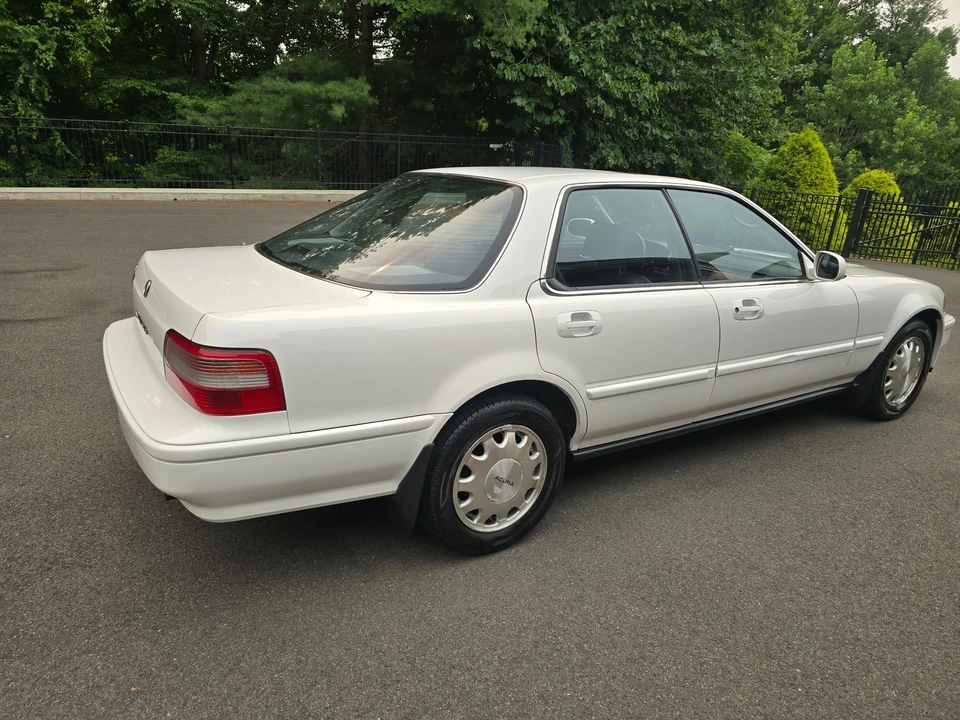 1992 Acura Vigor 3rd Gen - Image 23 of 31