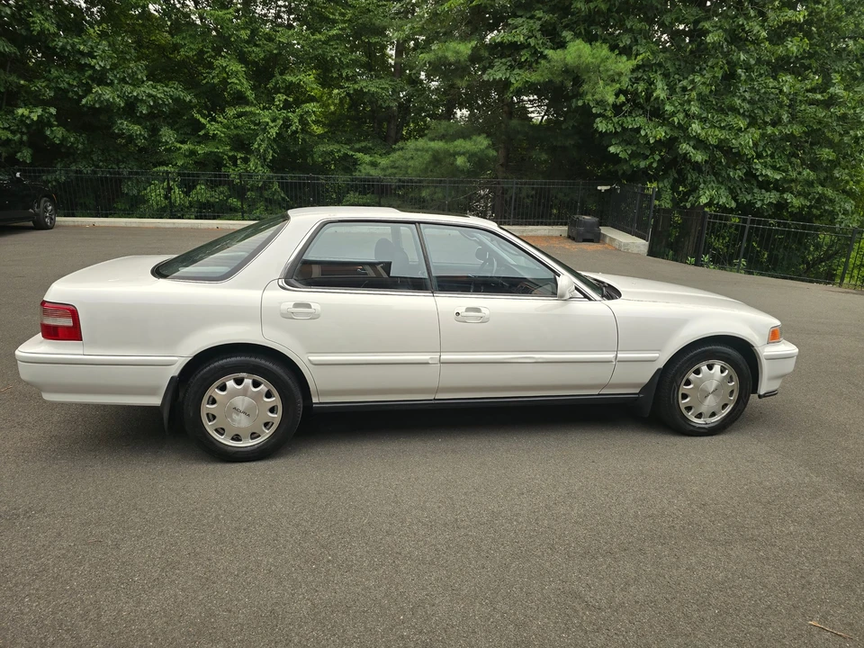 1992 Acura Vigor 3rd Gen - Image 18 of 31