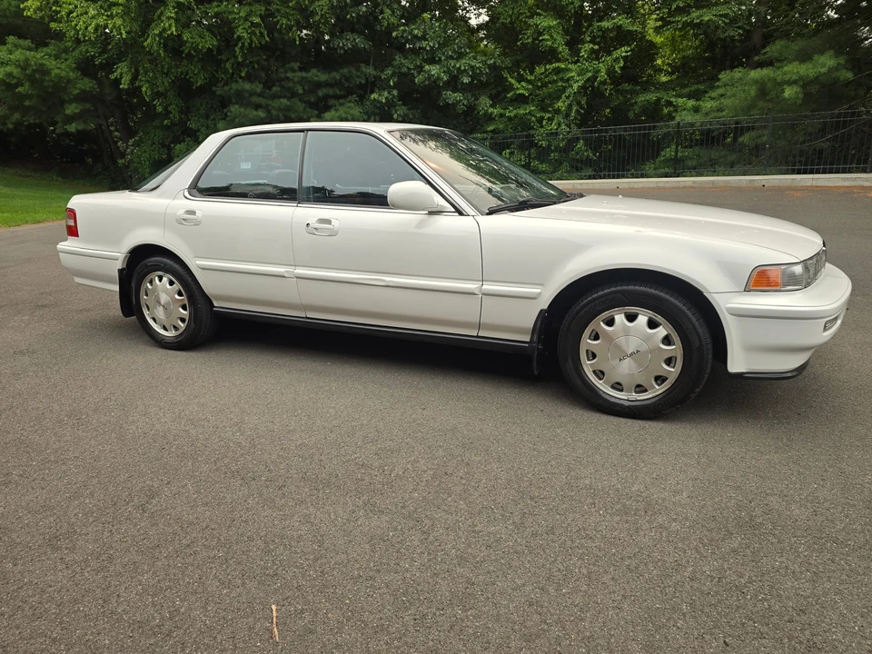 1992 Acura Vigor 3rd Gen - Image 16 of 31
