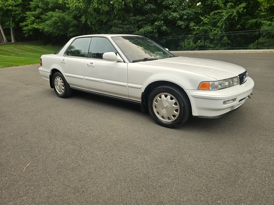 1992 Acura Vigor 3rd Gen - Image 14 of 31