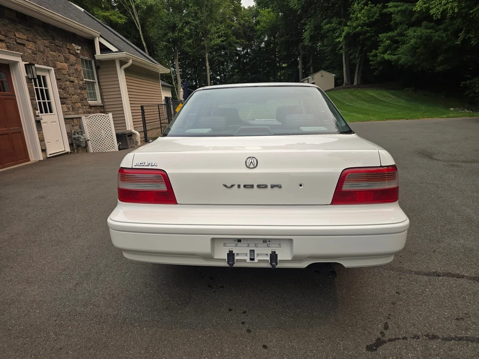 1992 Acura Vigor 3rd Gen - Image 30 of 31