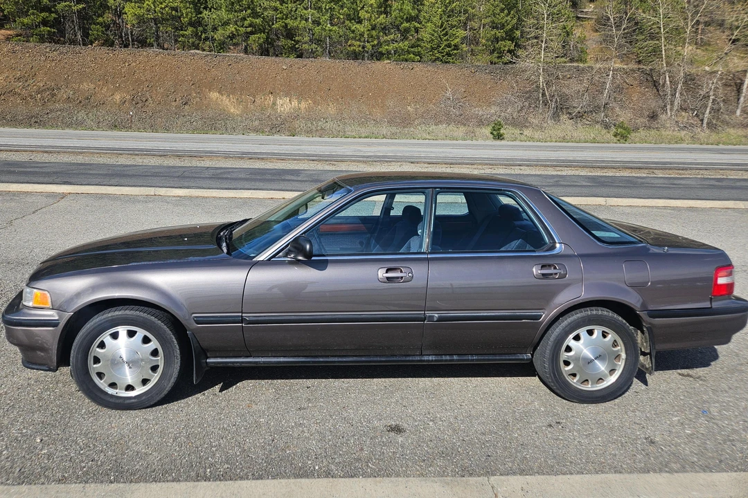 1992 Acura Vigor 3rd Gen - Image 10 of 31