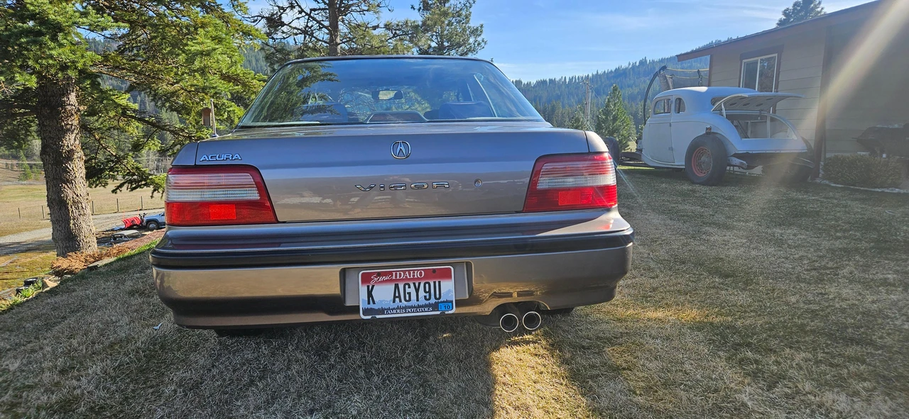 1992 Acura Vigor 3rd Gen - Image 16 of 31